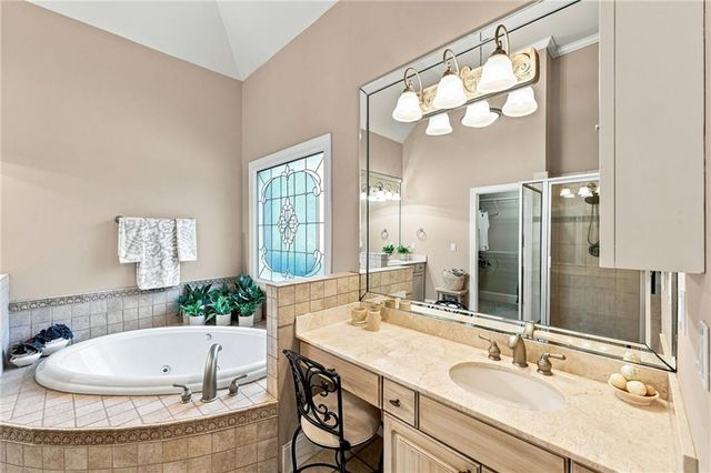5359 Point South Drive, Gainesville, GA 30504