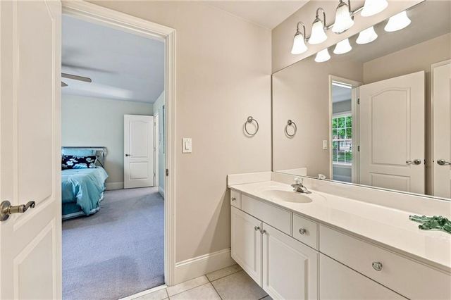5359 Point South Drive, Gainesville, GA 30504