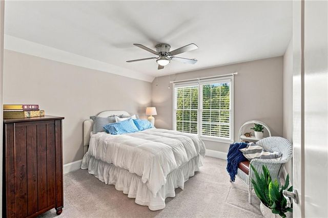 5359 Point South Drive, Gainesville, GA 30504