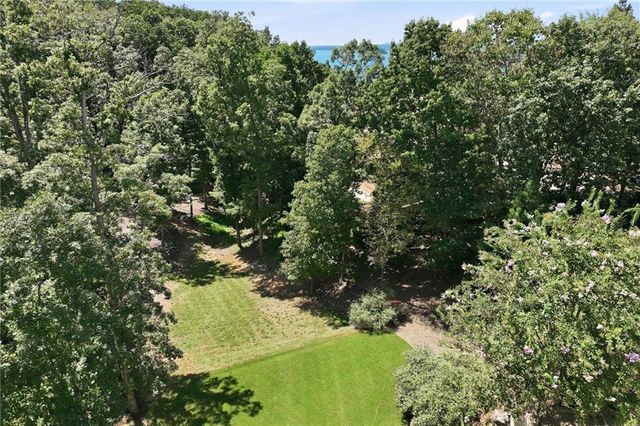 5359 Point South Drive, Gainesville, GA 30504