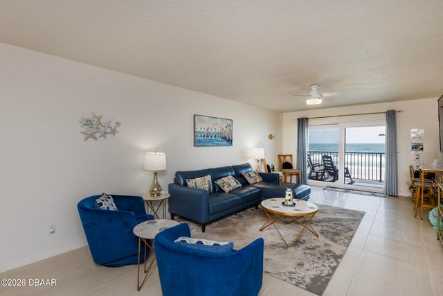 3807 S Atlantic Ave Apt 302, Daytona Beach Shores, FL 32118