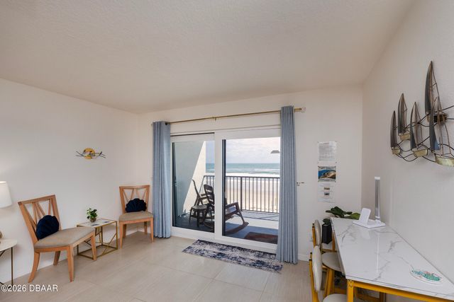 3807 S Atlantic Ave Apt 302, Daytona Beach Shores, FL 32118