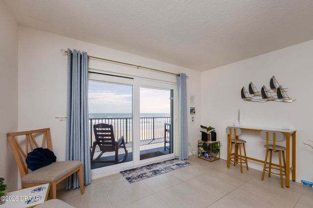 3807 S Atlantic Ave Apt 302, Daytona Beach Shores, FL 32118