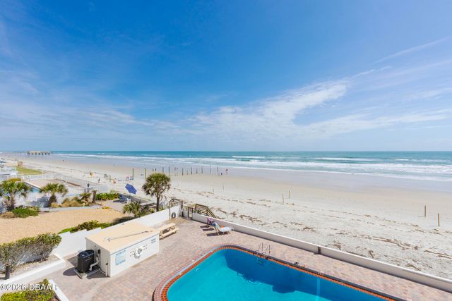 3807 S Atlantic Ave Apt 302, Daytona Beach Shores, FL 32118