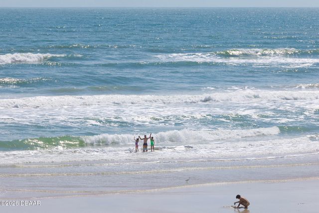 3807 S Atlantic Ave Apt 302, Daytona Beach Shores, FL 32118