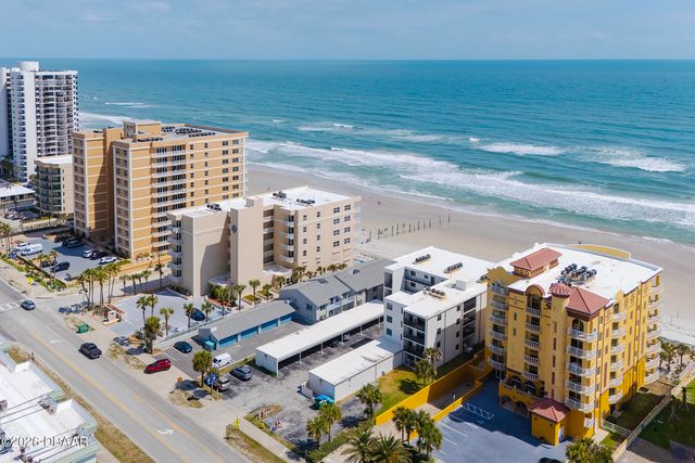 3807 S Atlantic Ave Apt 302, Daytona Beach Shores, FL 32118