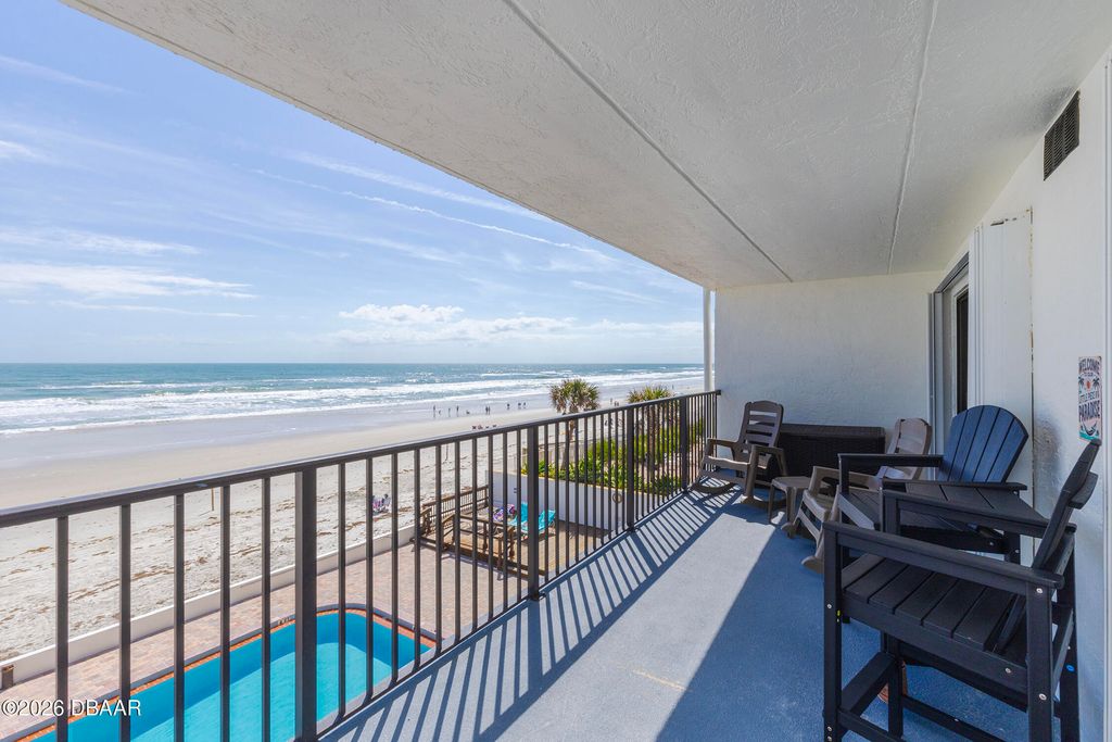 3807 S Atlantic Ave Apt 302, Daytona Beach Shores, FL 32118
