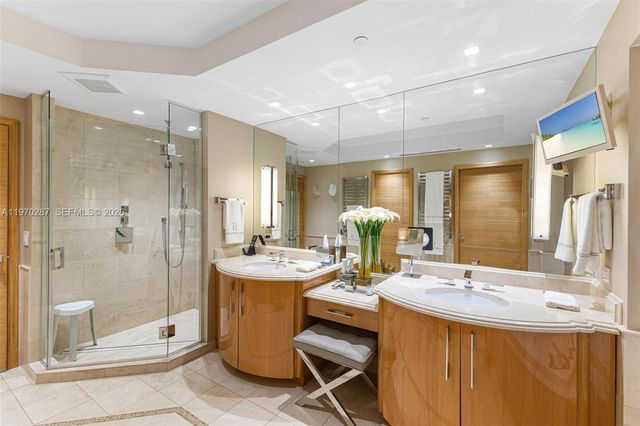 17875 Collins Ave 2402, Sunny Isles Beach, FL 33160