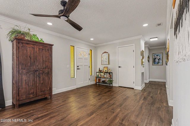 4279 BARBER BROS Circle, Macclenny, FL 32063