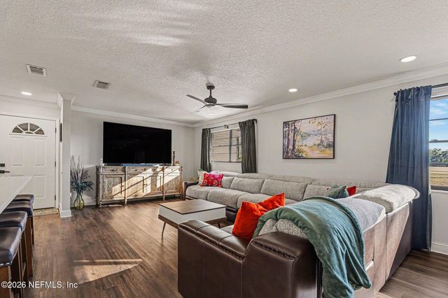 4279 BARBER BROS Circle, Macclenny, FL 32063