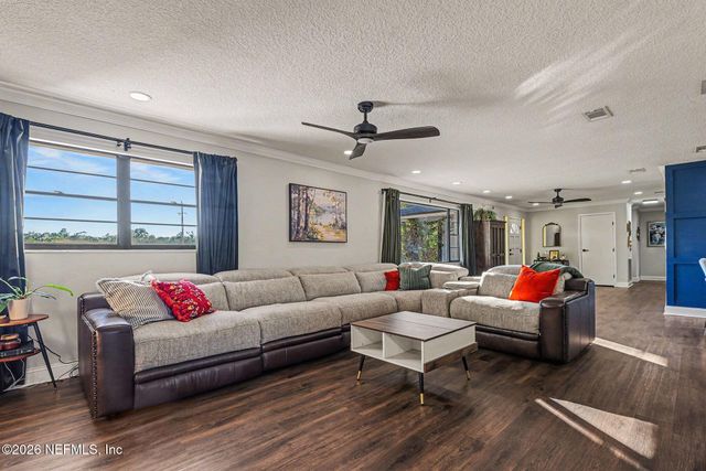 4279 BARBER BROS Circle, Macclenny, FL 32063