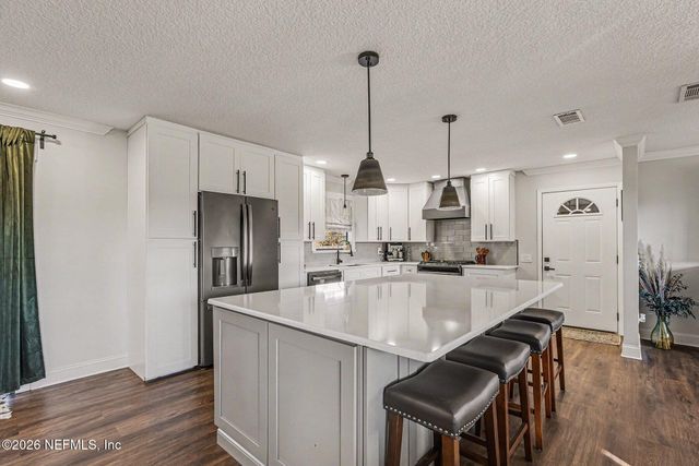 4279 BARBER BROS Circle, Macclenny, FL 32063