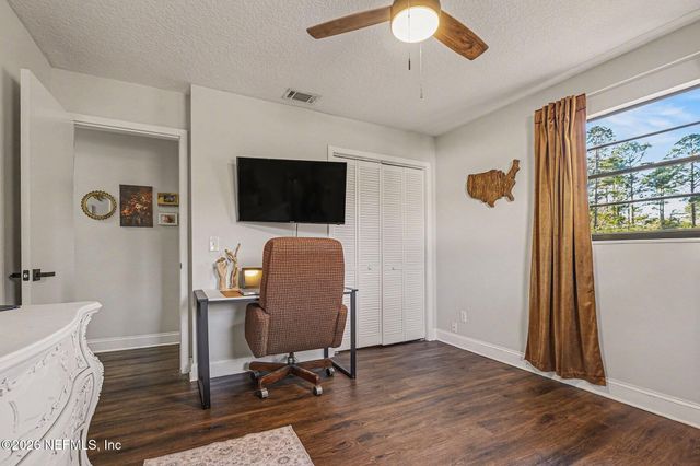 4279 BARBER BROS Circle, Macclenny, FL 32063