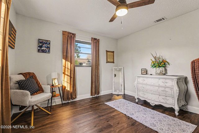 4279 BARBER BROS Circle, Macclenny, FL 32063