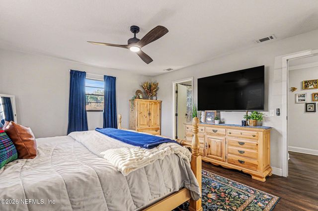 4279 BARBER BROS Circle, Macclenny, FL 32063