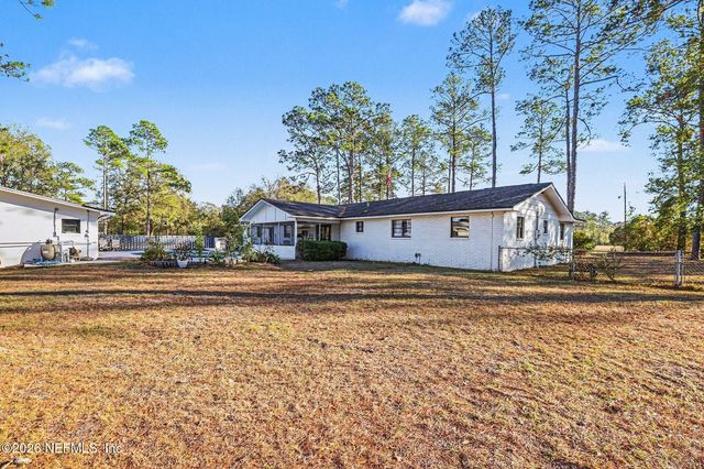 4279 BARBER BROS Circle, Macclenny, FL 32063