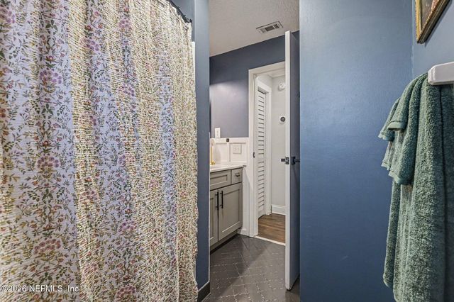 4279 BARBER BROS Circle, Macclenny, FL 32063