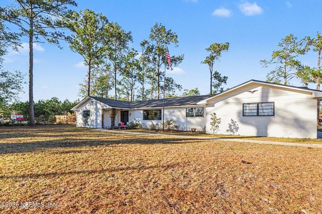 4279 BARBER BROS Circle, Macclenny, FL 32063
