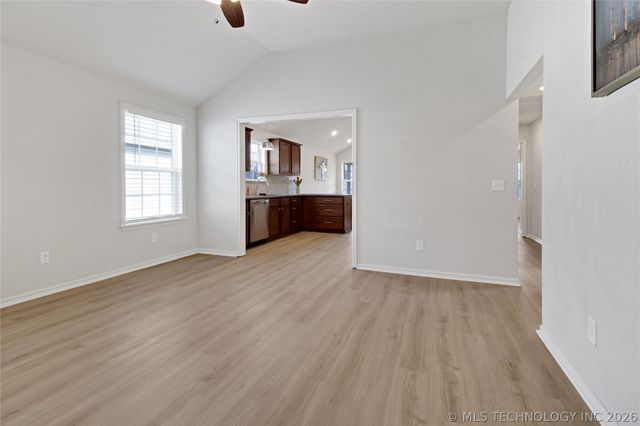 1114 N Osage Avenue, Claremore, OK 74017