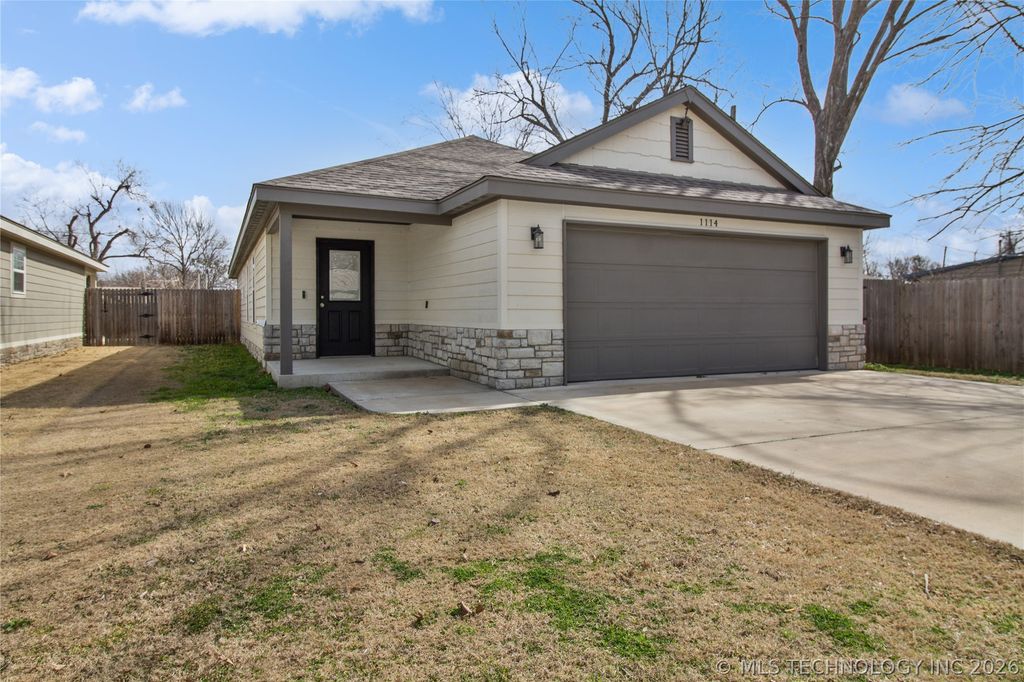1114 N Osage Avenue, Claremore, OK 74017