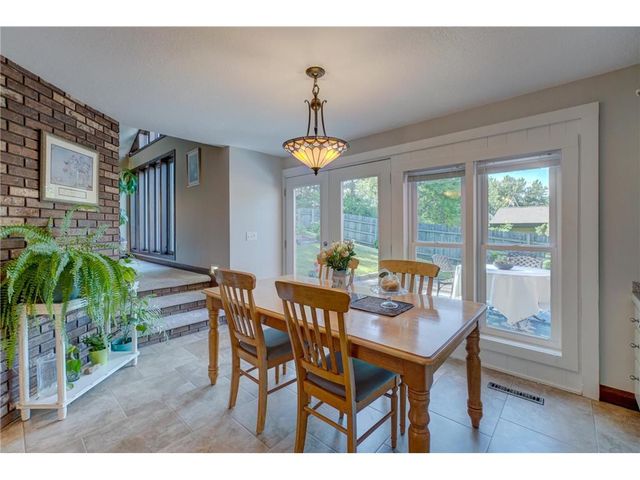 322 N Cudd Avenue, River Falls, WI 54022