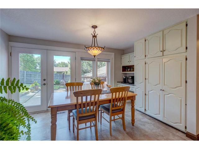 322 N Cudd Avenue, River Falls, WI 54022