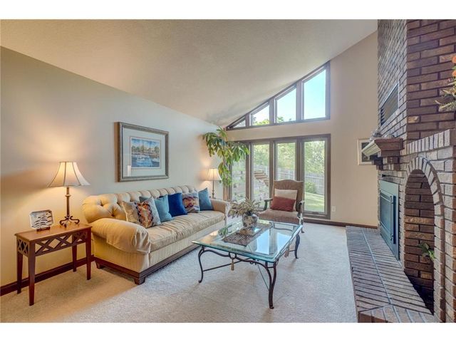322 N Cudd Avenue, River Falls, WI 54022