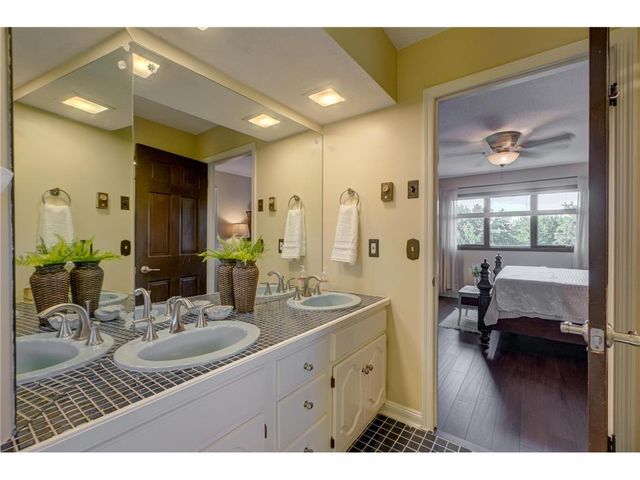 322 N Cudd Avenue, River Falls, WI 54022