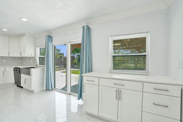 855 NW 80TH Terrace, Margate, FL 33063