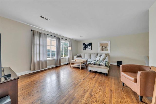 140 Stephens DR, Troutville, VA 24175