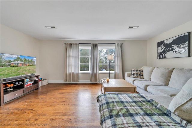 140 Stephens DR, Troutville, VA 24175