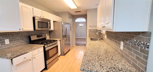 2244 Chapman Drive, Carrollton, TX 75010