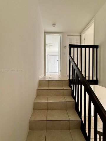 602 Green Springs Pl 602, West Palm Beach, FL 33409