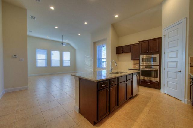 2125 Sandbur LN, Leander, TX 78641