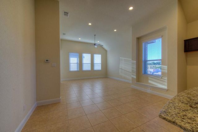 2125 Sandbur LN, Leander, TX 78641