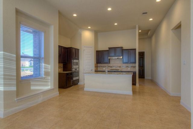 2125 Sandbur LN, Leander, TX 78641