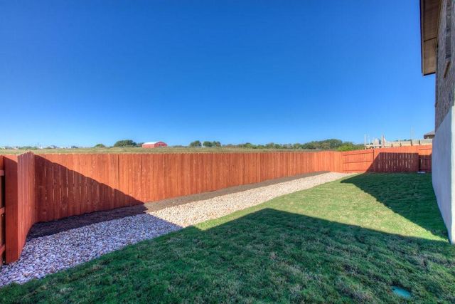 2125 Sandbur LN, Leander, TX 78641