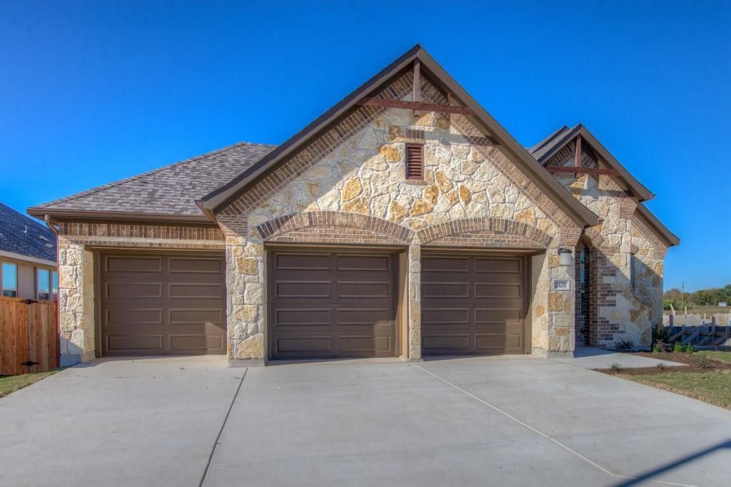 2125 Sandbur LN, Leander, TX 78641