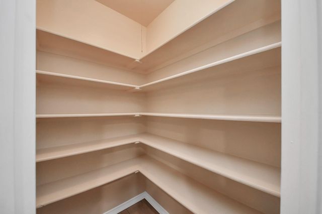 14219 Swanfield Dr, Houston, TX 77083