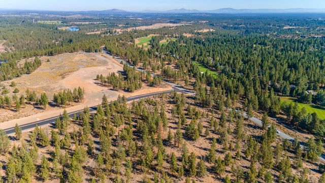 Concannon Lot 42, Bend, OR 97703