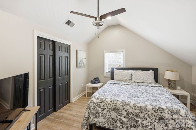 205 Grandin Road, Charlotte, NC 28208