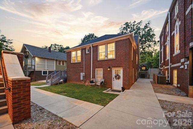 205 Grandin Road, Charlotte, NC 28208