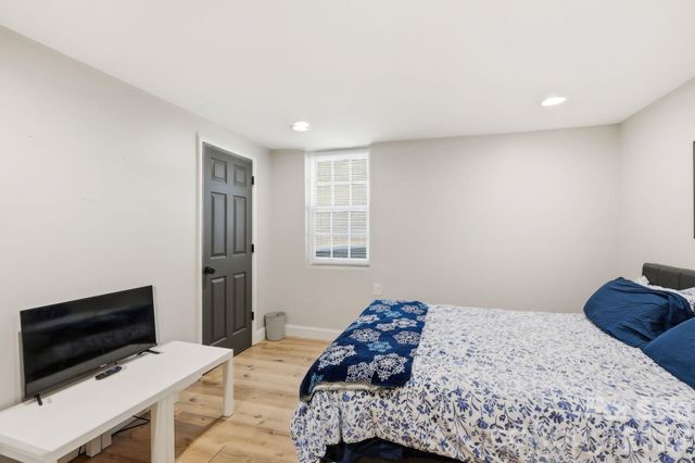 205 Grandin Road, Charlotte, NC 28208