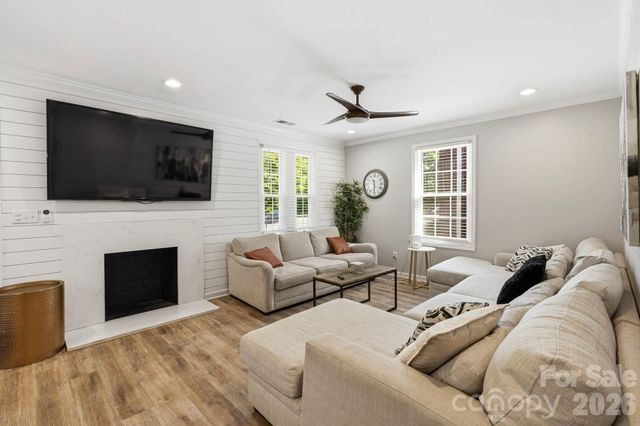205 Grandin Road, Charlotte, NC 28208