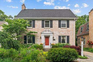 2022 McDaniel Avenue, Evanston, IL 60201