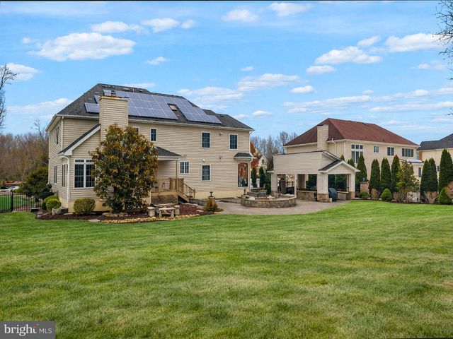 2 GRACE COURT, Plainsboro, NJ 08536
