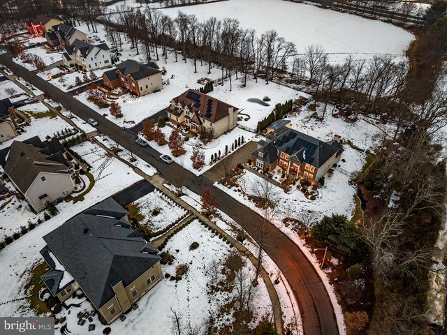 2 GRACE COURT, Plainsboro, NJ 08536