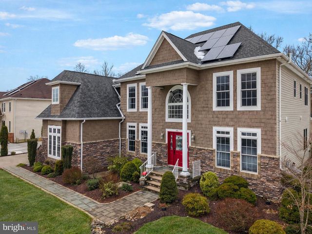 2 GRACE COURT, Plainsboro, NJ 08536