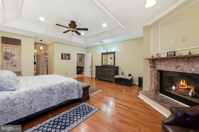 2 GRACE COURT, Plainsboro, NJ 08536