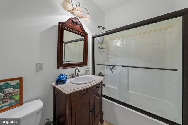 2 GRACE COURT, Plainsboro, NJ 08536